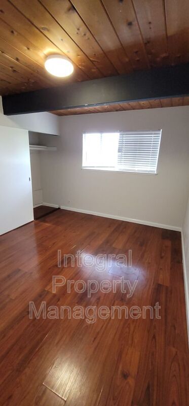 Building Photo - 1609 Valle Vista Ave
