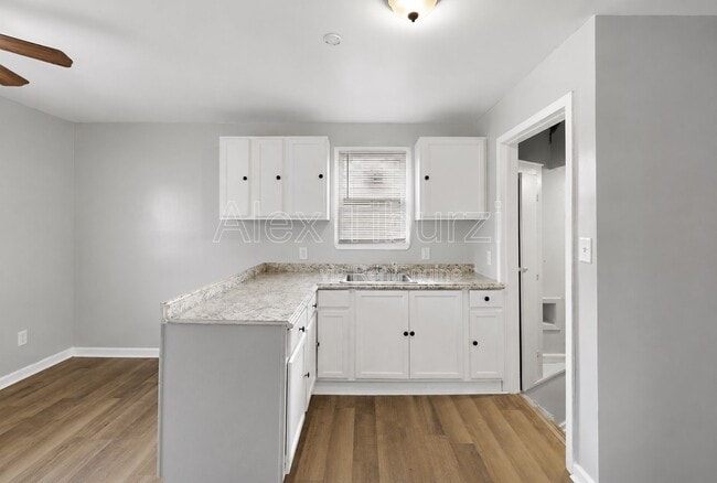 Foto del edificio - 6301 Lodewyck St