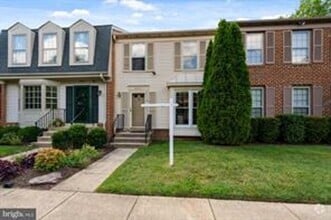 Building Photo - 6531 Kemper Lakes Ct