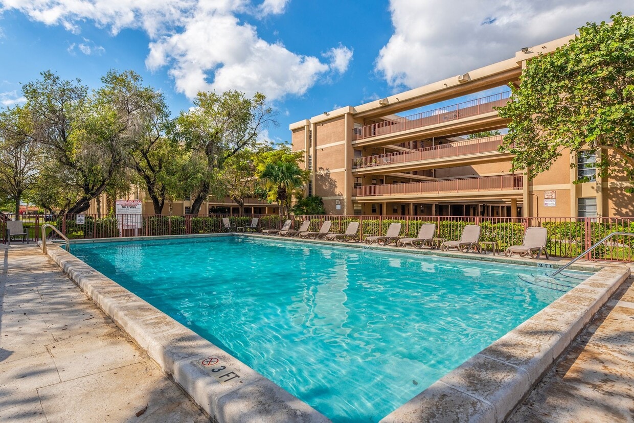 Primary Photo - Coral Haven Apartments