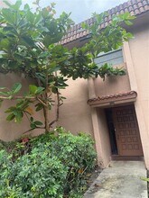 Building Photo - 22 Laredo Pl