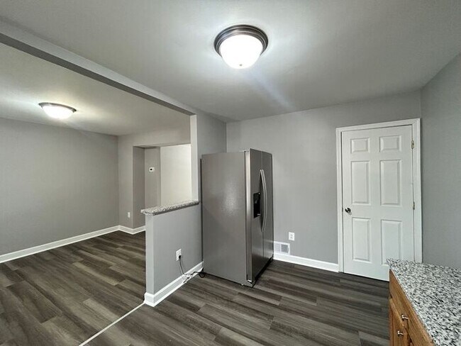 Building Photo - New 3 bedroom home in Middle River.