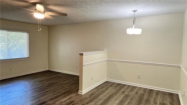 Foto del edificio - 322 Powder Springs St