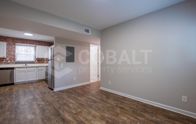 Building Photo - 217 Lampkin St NE