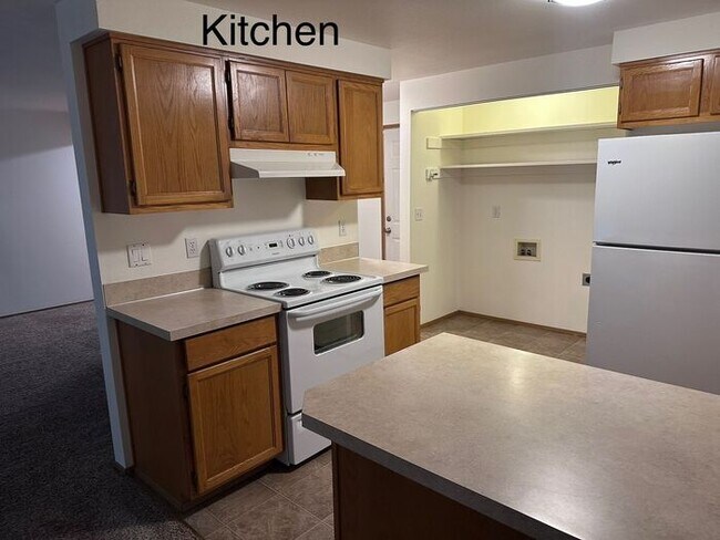 Foto del edificio - Wonderful 2 Bedroom, 2 Bathroom Duplex in ...