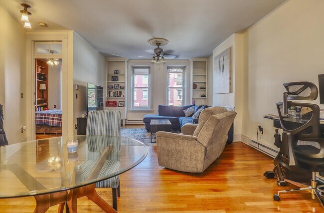 Foto del edificio - 821 Washington St