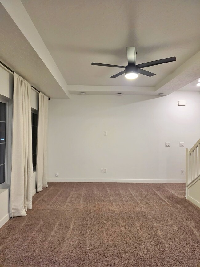 Building Photo - 103 E Brushy Canyon St