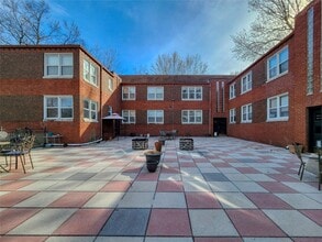 Building Photo - 7752 Wise Ave