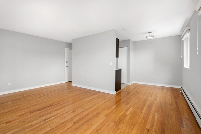 Building Photo - Reside at 2727