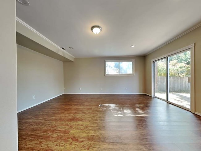 Building Photo - 833 SW 313th Ct