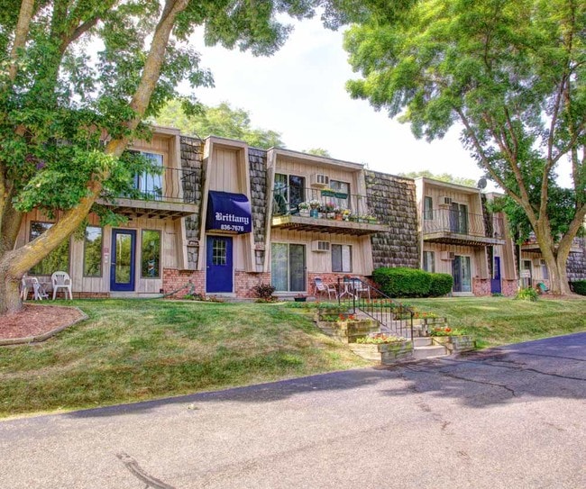 The Brittany Apartment Homes Apartments Middleton, WI