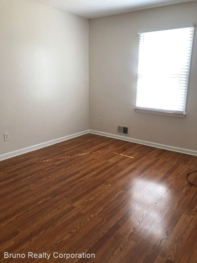 Foto del edificio - 1571 Cherry Hill Ct SW