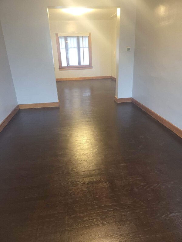 Foto del edificio - 115 E 2nd Ave