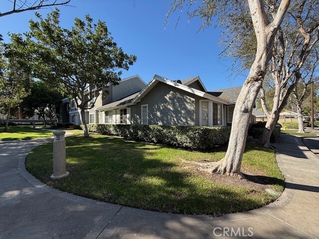 Building Photo - 63 Thicket