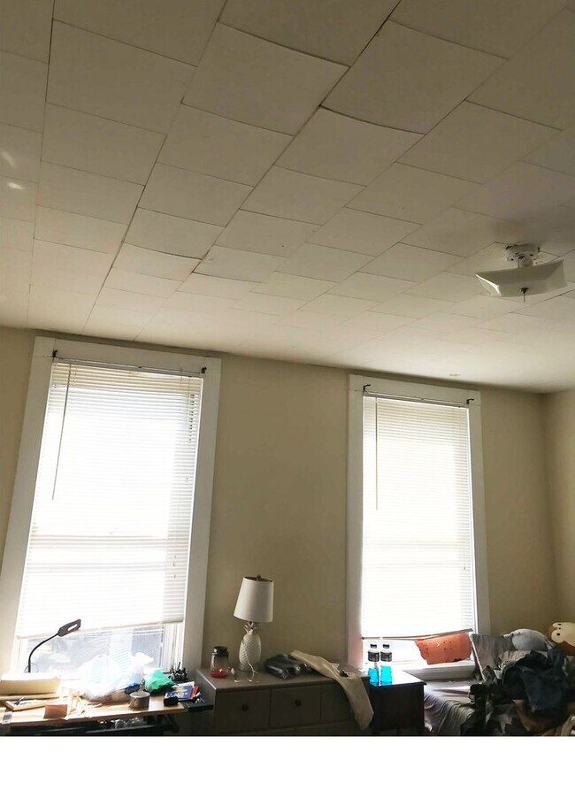 Foto del edificio - 2811 Glendora Ave