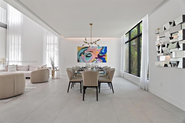 Building Photo - 10465 NW 68th Terrace