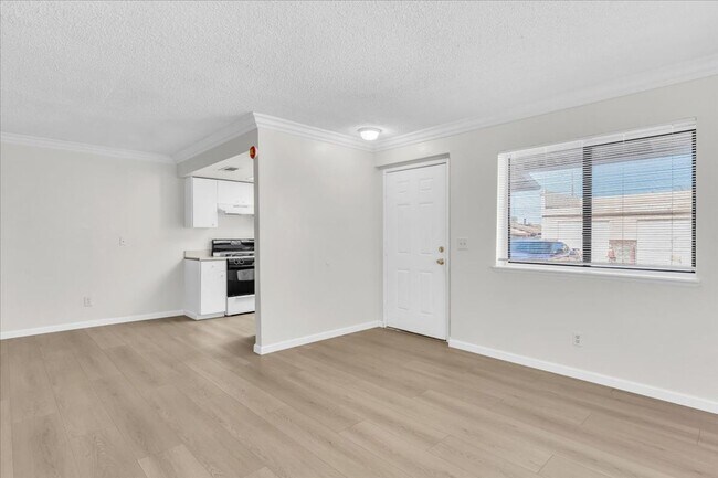 Foto del edificio - Spacious 2-Bedroom Townhome in Hesperia, CA!