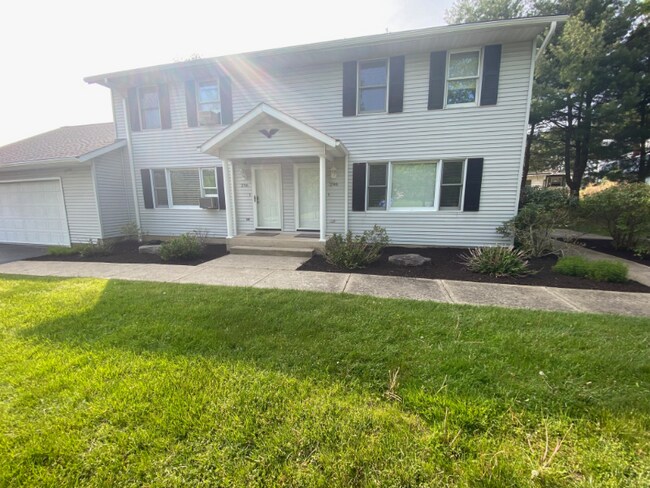 Building Photo - 296-298 Upper Demunds Rd