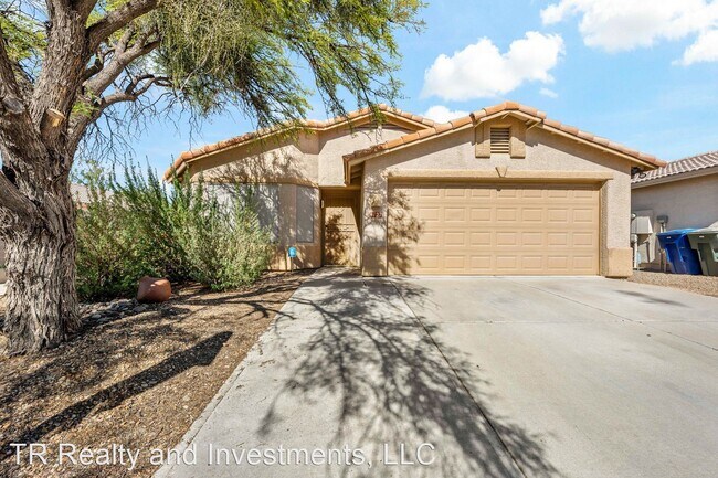 Building Photo - 3 br, 2 bath House - 9127 E 33rd Place