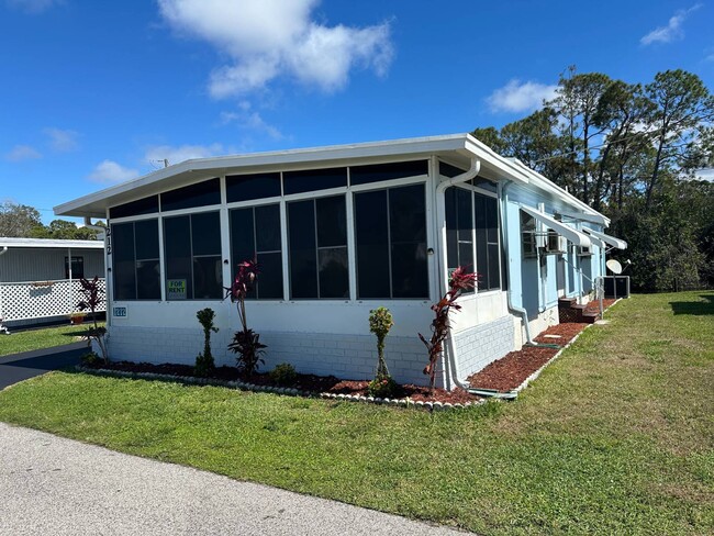 Building Photo - 1212 Orchid Ct