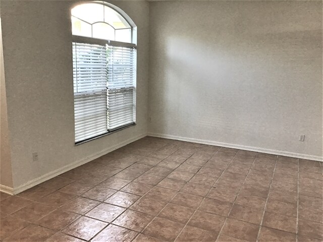 Building Photo - 851 Mattocks Court