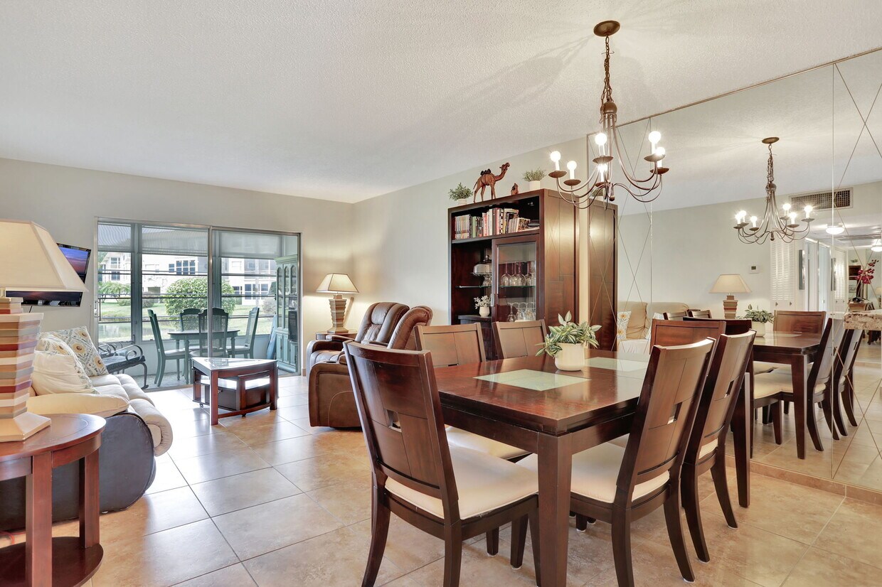 Foto principal - 3401 NW 47th Ave