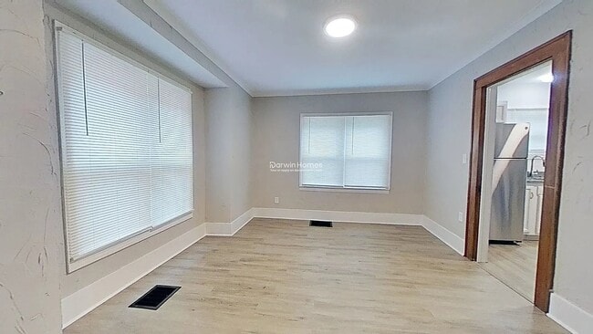 Building Photo - 49 Jackson St