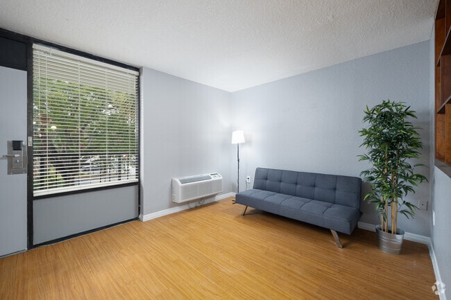 Studio Model - Living Room - Staymore