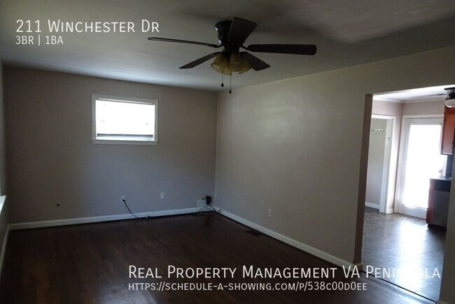 Foto del edificio - 211 Winchester Dr