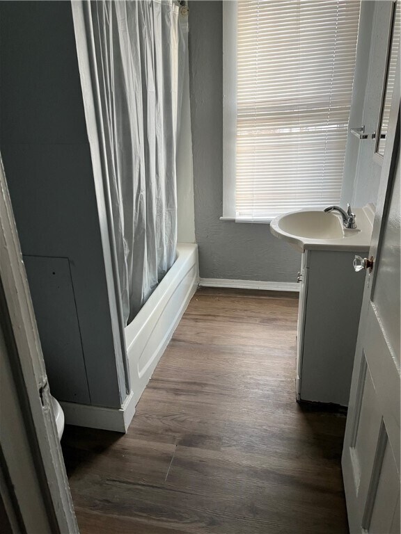 Foto del edificio - 627 W Water St