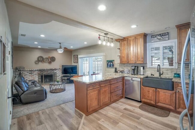 Building Photo - Beautiful 3 bedroom,  Single Family Home in Westside Gilroy