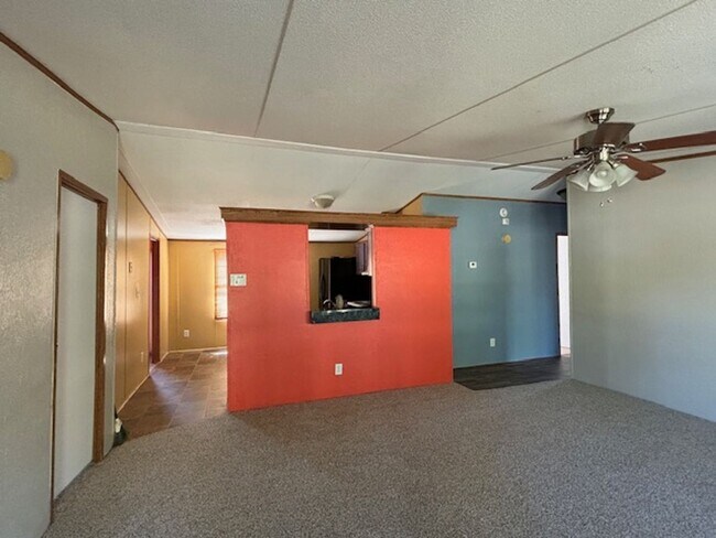 Building Photo - 3-Bedroom 2-bath double wide