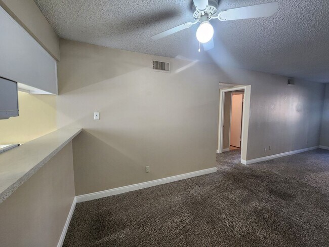 Foto del edificio - 2750 S Durango Dr