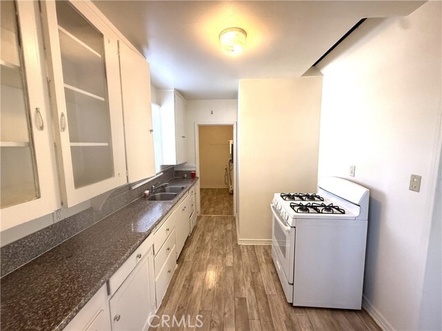 Building Photo - 6414 Kansas Ave