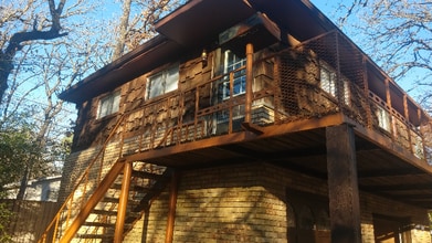 Building Photo - 138 Doe Run Rd