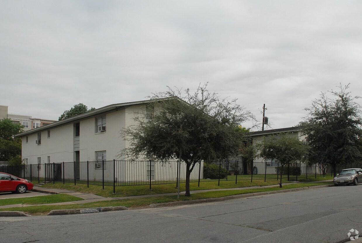 Building Photo - Woodhead Apartments