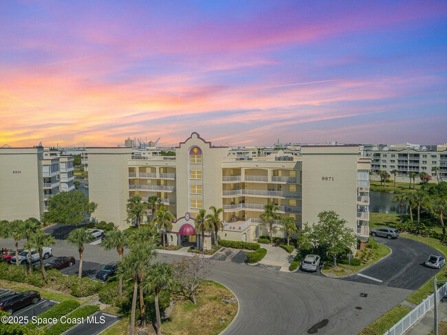 Building Photo - 8871 Lake Dr