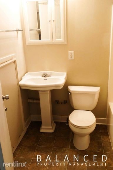 Foto del edificio - 2 br, 1 bath House - 2030 SE Pennsylvania Ave