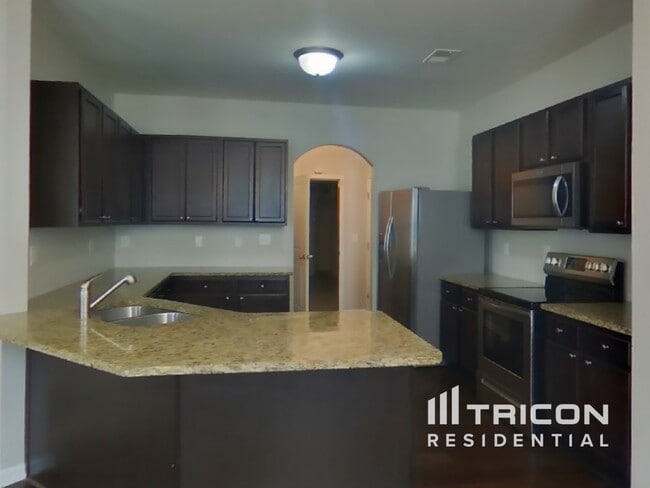 Building Photo - 348 Rankin Cir