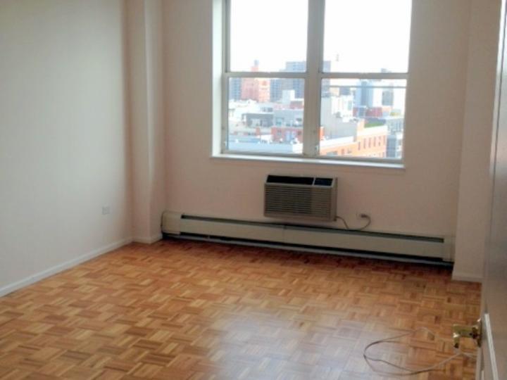 Building Photo - 303 Elizabeth St