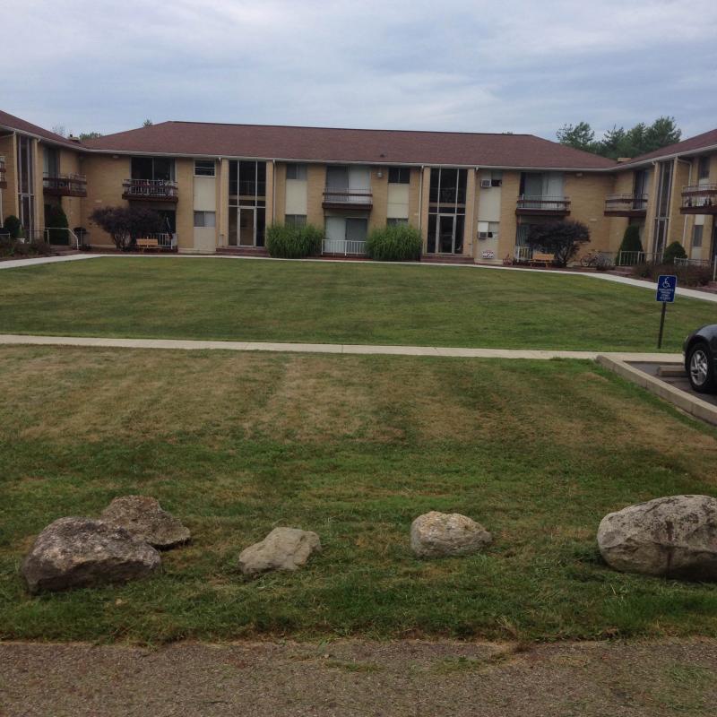 Primary Photo - 21 Camelot Dr