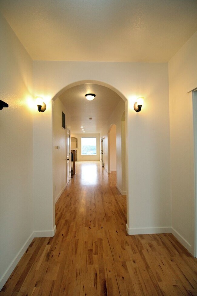 Foto del edificio - Gorgeous & Spacious 5+ Bedroom Happy Valle...