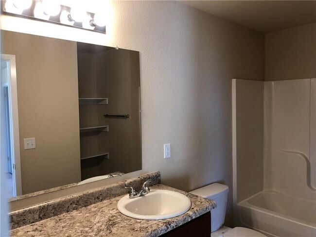 Foto del edificio - 602 W Pittsfield