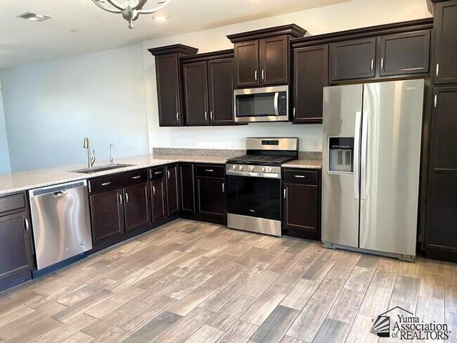 Foto del edificio - 6033 E Morning Ln