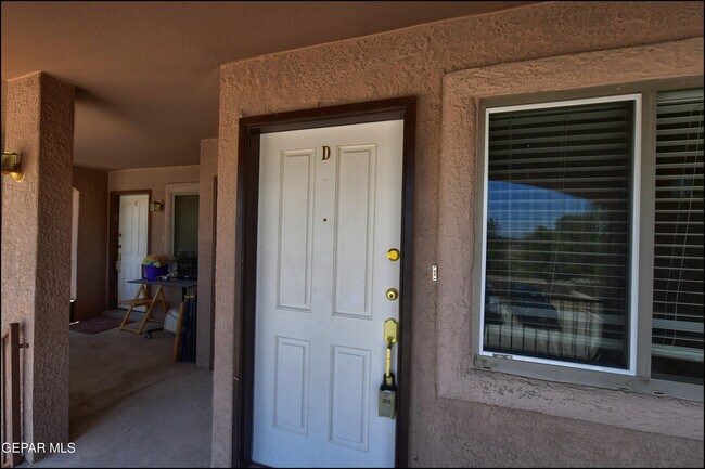 Foto del edificio - 3404 Blue Earth Ln