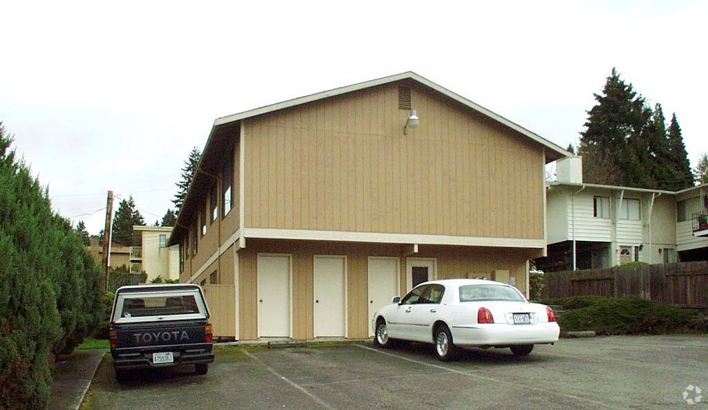 Alternate Building View - Bothell Apartments