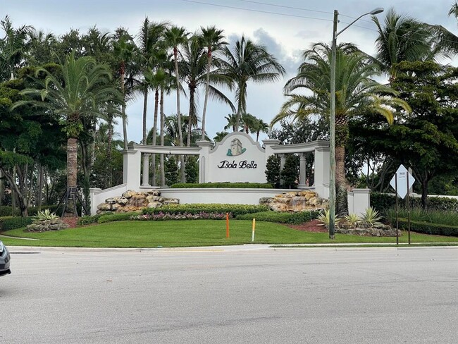 Foto del edificio - 7567 Lake Worth Rd