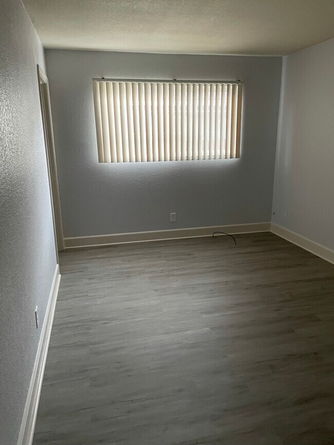 Foto del edificio - 10156 Crawford Way