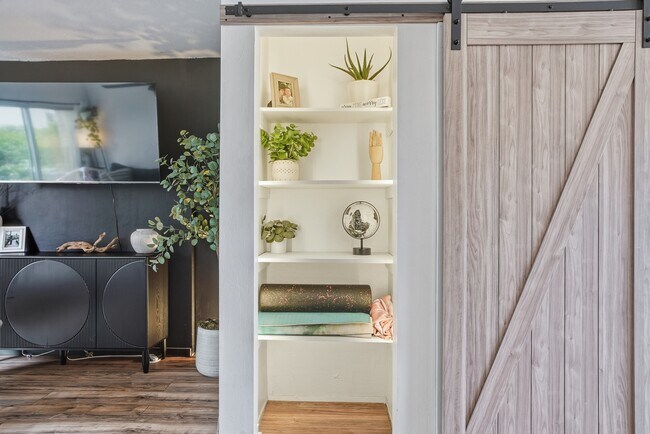 Foto del edificio - 4630 N 68th St