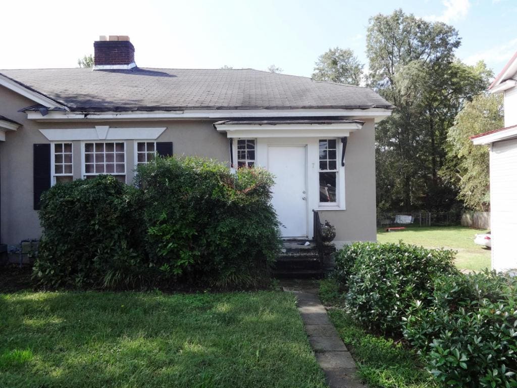 Primary Photo - 208 East Stone Avenue Unit 7